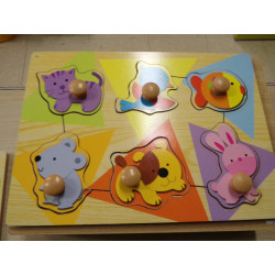 Maletin 3 Puzzles de madera. Nenittos. Segunda mano