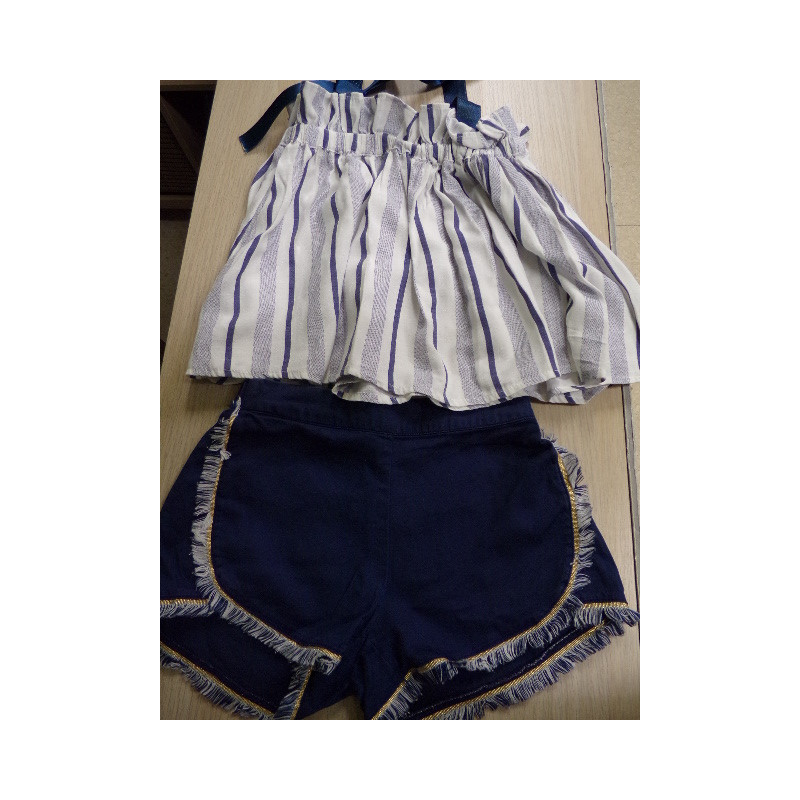 Conjunto Dadati talla 4-5 años. Segunda mano