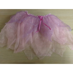 Disfraz con 3 faldas con alas. Talla 5 años. Segunda mano