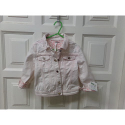 Cazadora vaquera rosa talla 3 años. Segunda mano