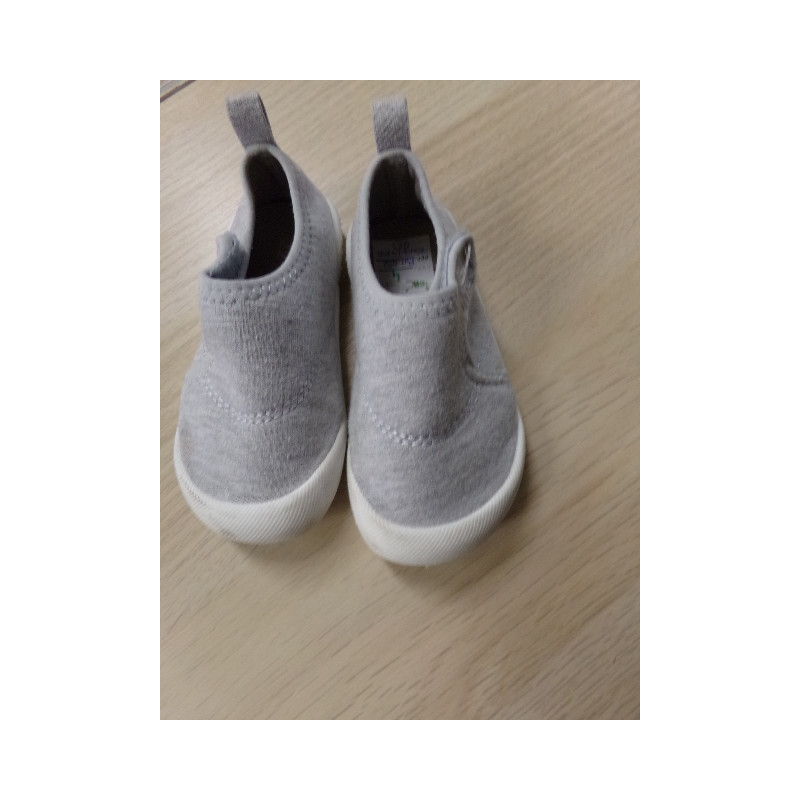 Tenis loneta N 22. Segunda mano