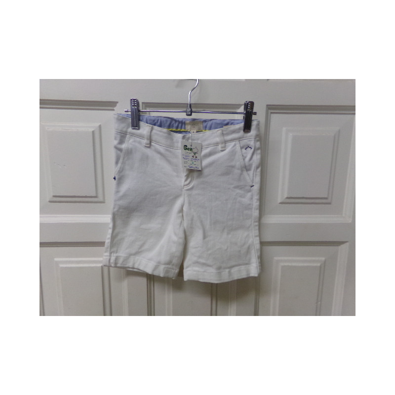 Pantalón corto blanco NANOS talla 6 años. Segunda mano