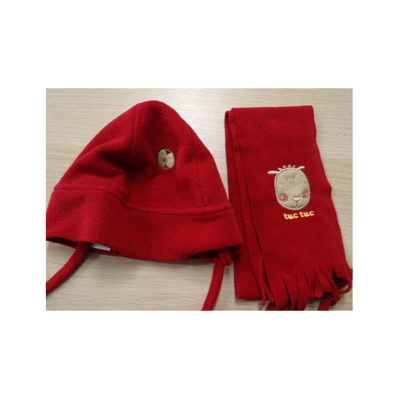 Gorro y bufanda TUC TUC talla 2-3 años. Segunda mano