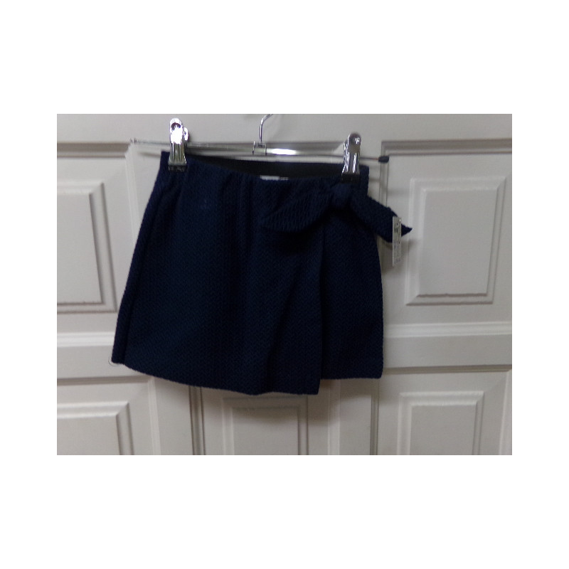 Falda Zara tallla 6. Segunda mano