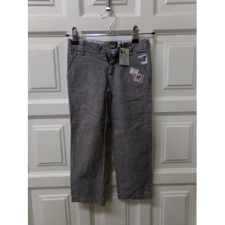 Pantalon talla 3-4 años. Segunda mano
