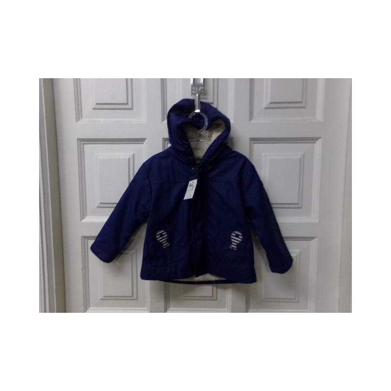 Chubasquero forrado talla 18 meses. Segunda mano