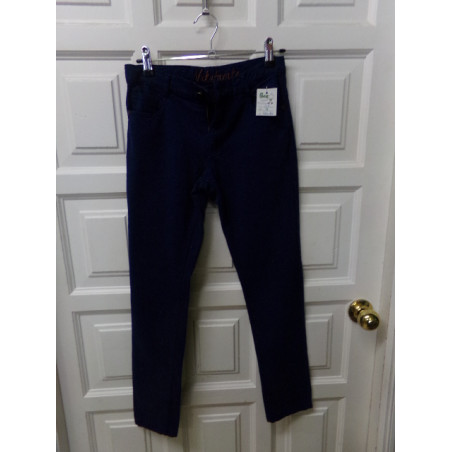 Pantalón talla 10 años. Segunda mano