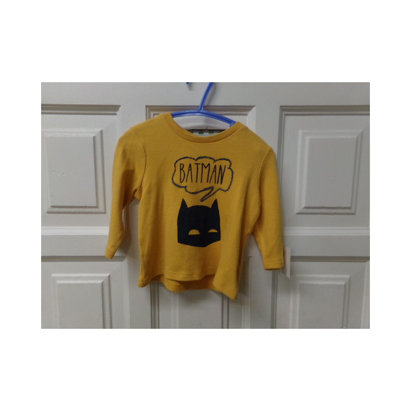 Camiseta talla 9 meses. Segunda mano