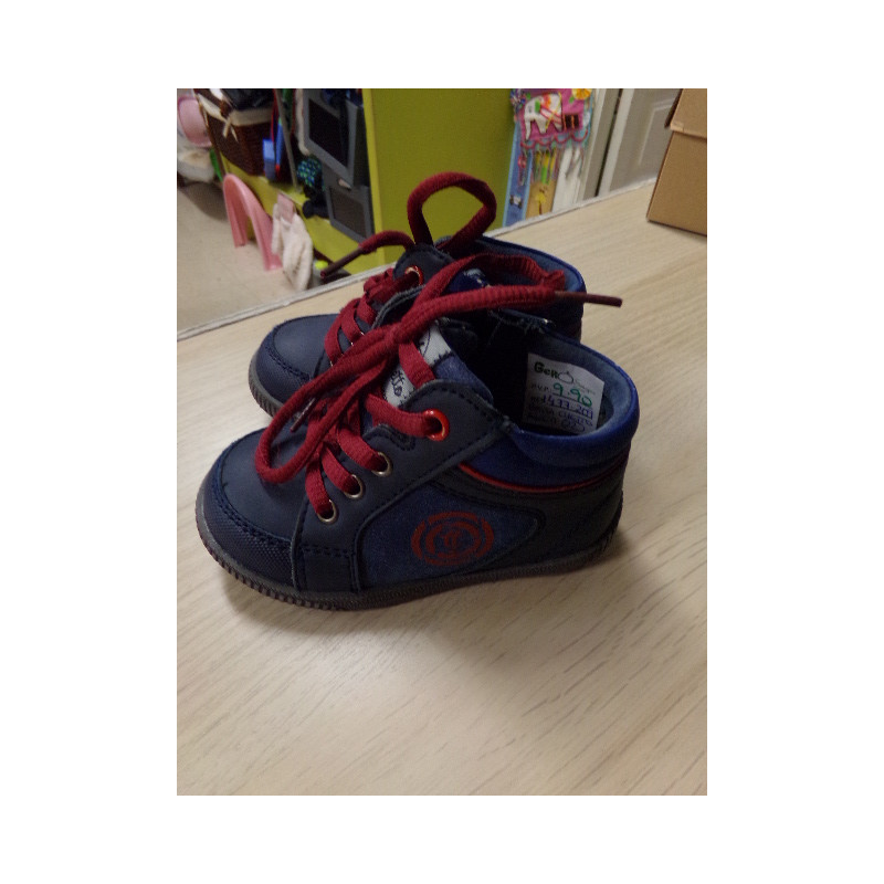 Bota Cuetto azul marino N 22. Segunda mano