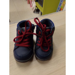 Bota Cuetto azul marino N 22. Segunda mano