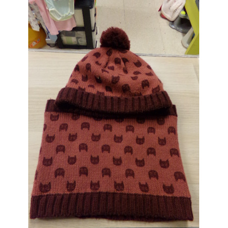 Gorro y cuello talla 8 años. Segunda mano