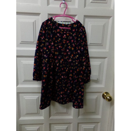 Vestido talla 7-8 años. Segunda mano