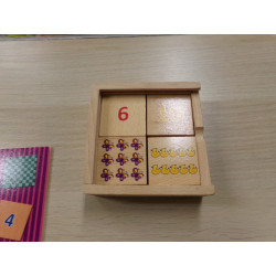 Juego de números de madera. Segunda mano