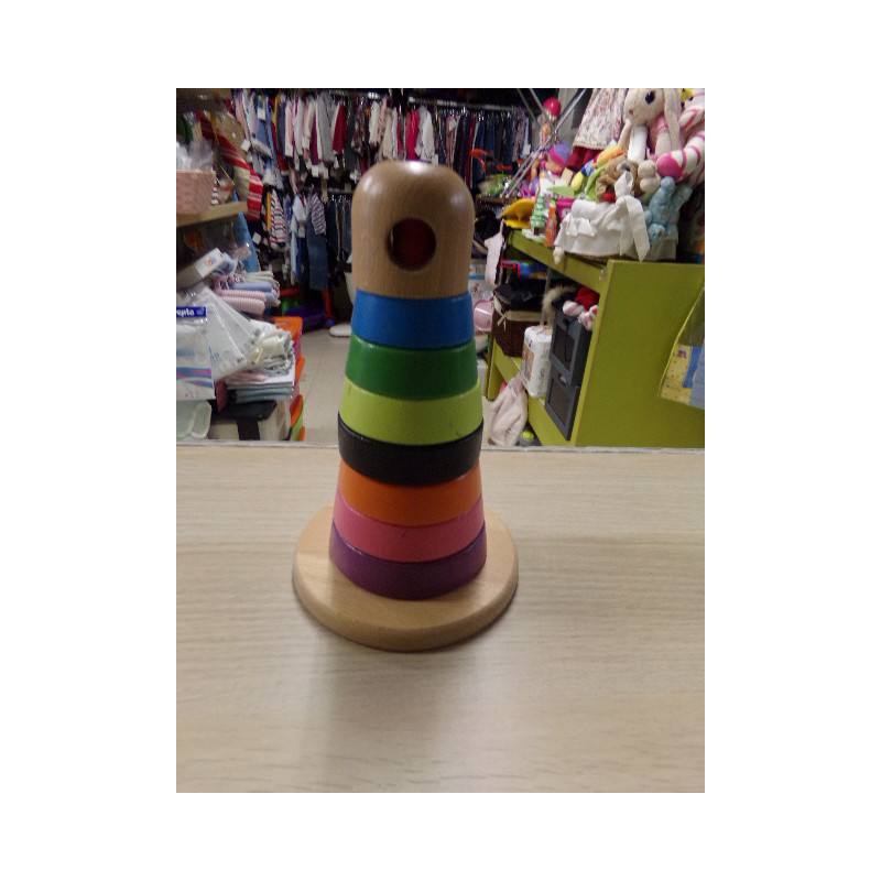 Pirámide Aros de madera IKEA. Segunda mano