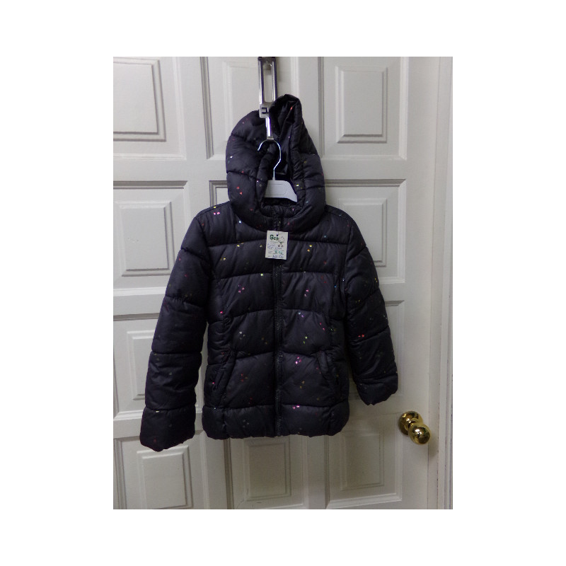 Plumas Sfera talla 6-7 años. Segunda mano