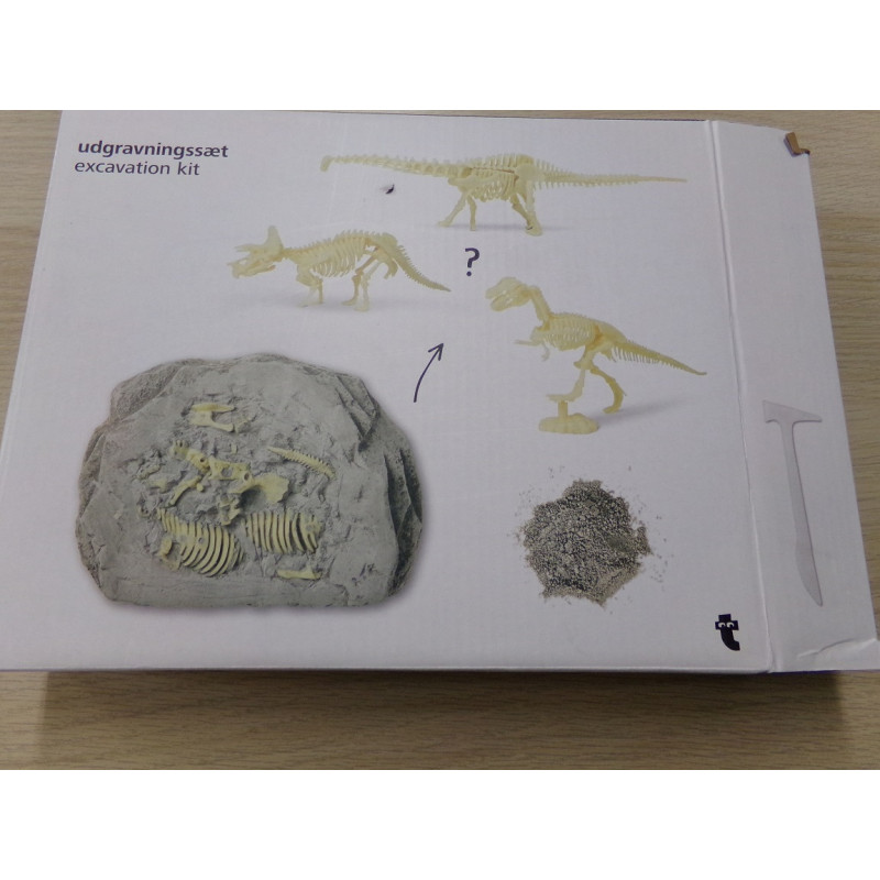 Kit de excavación dinosaurio. Sin uso