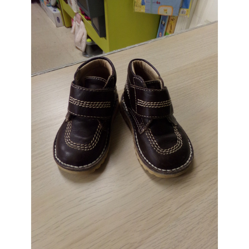 Botas marrón n 21. Segunda mano