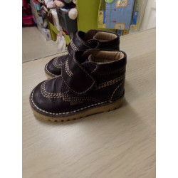 Botas marrón n 21. Segunda mano