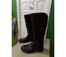 Botas marron de piel N 34. Sin uso