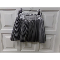 Falda Zara talla 8 años. Segunda mano
