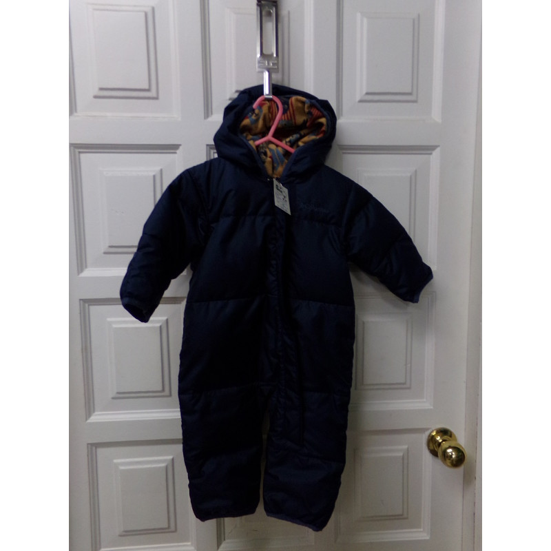 Buzo Columbia talla 6-12  meses. Segunda mano