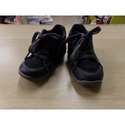 Tenis Geox n 22. Segunda mano