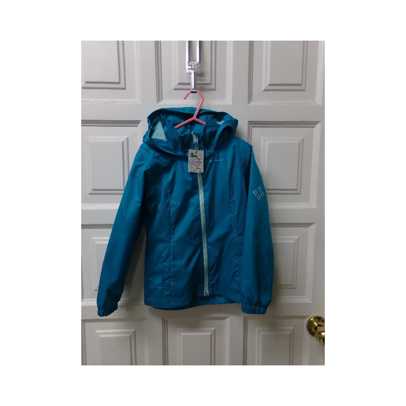 Cortavientos Quechua  talla 5 años. Segunda mano