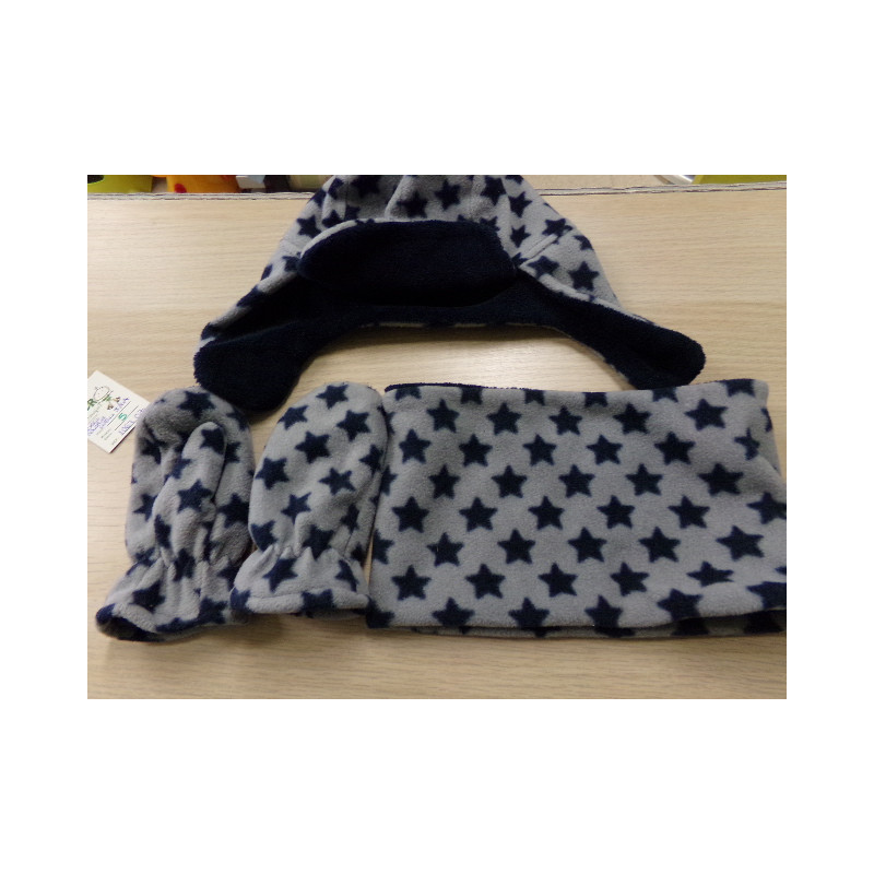 Conjunto de gorro, manoplas y cuello talla 5-6 años. Segunda mano