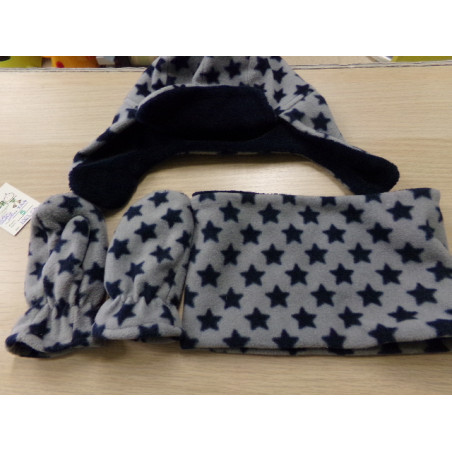 Conjunto de gorro, manoplas y cuello talla 5-6 años. Segunda mano