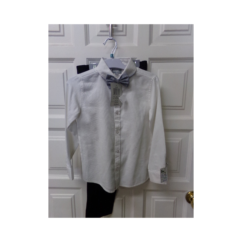 Pantalon con camisa talla 5-6 años. Segunda mano