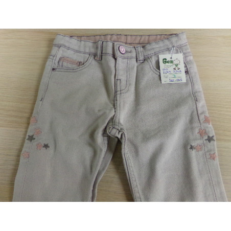 Vaquero zara talla 3-4 años. Segunda mano