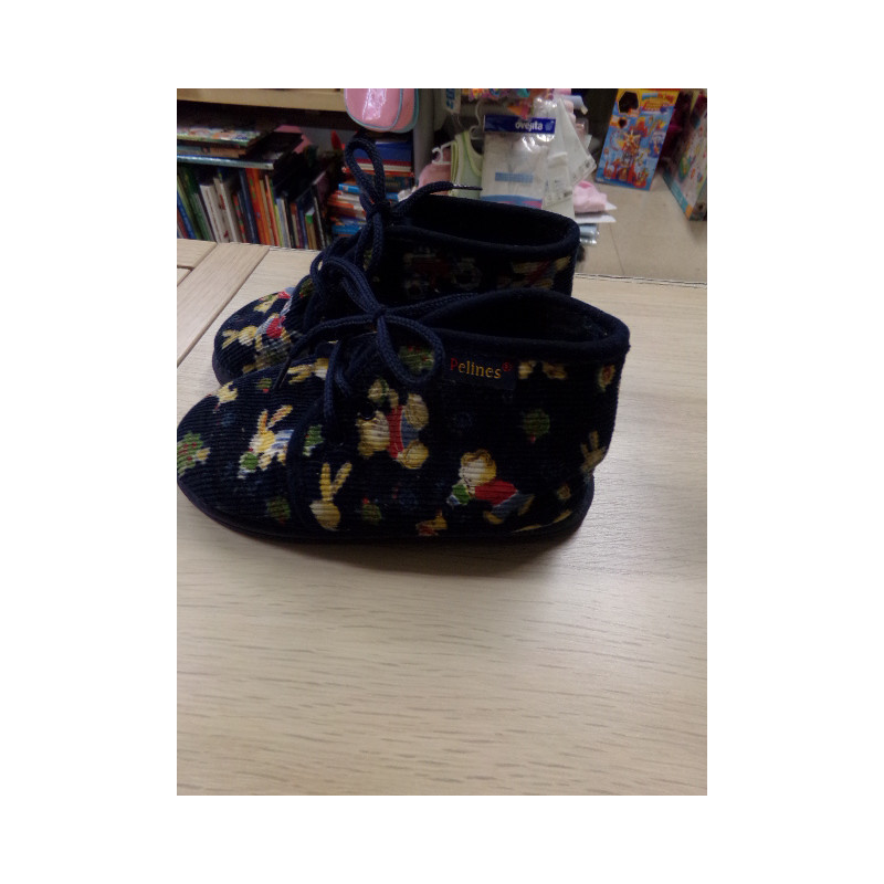 Zapatillas N 26. Segunda mano