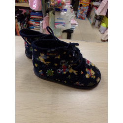 Zapatillas N 26. Segunda mano