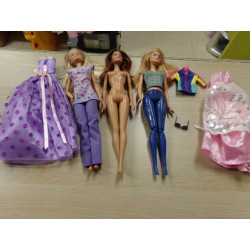 3 Barbies con ropita. Segunda mano