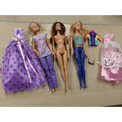 3 Barbies con ropita. Segunda mano