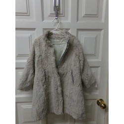 Abrigo de pelito talla 3-4 años. Segunda mano