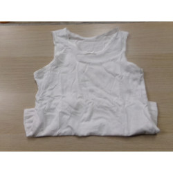 Pack 3 camisetas de tirantes talla 5-6 años. A estrenar