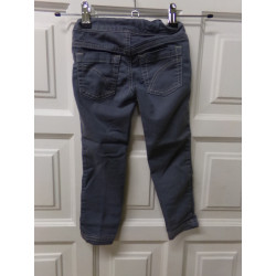 Pantalon Benetton talla 3 años. Segunda mano