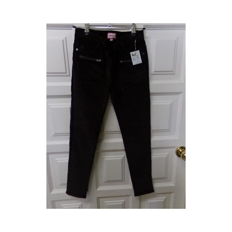 Pantalón de pana marrón Neck&Neck talla 8-9 años. Segunda mano