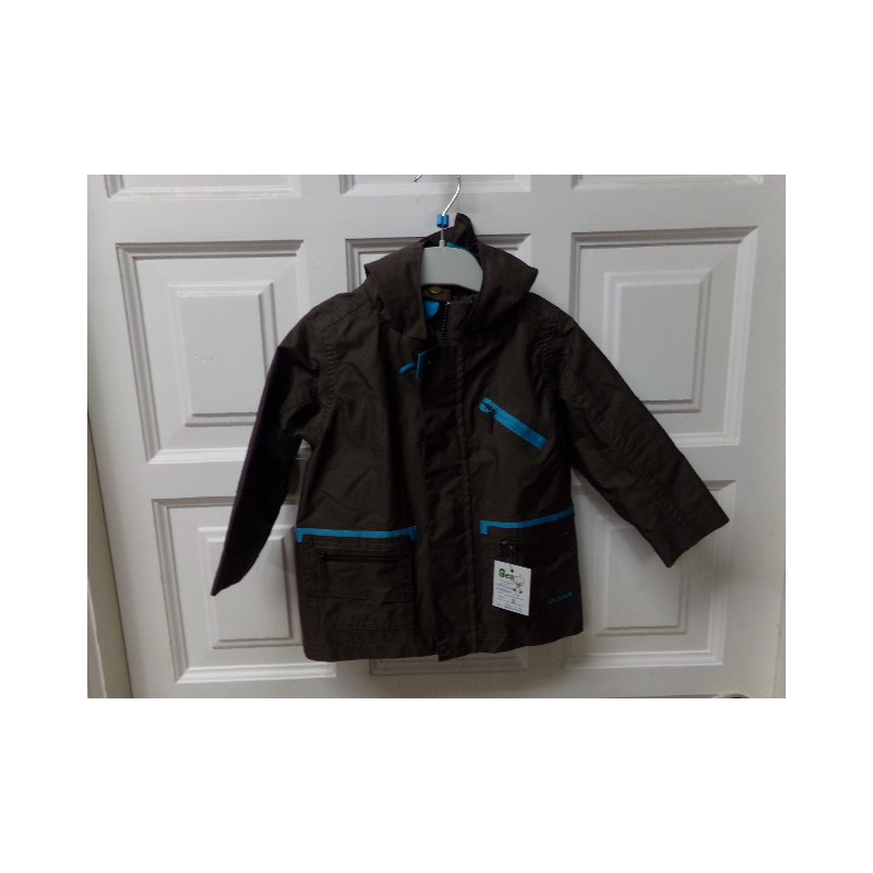 Cortavientos Quechua talla 2 años. Segunda mano