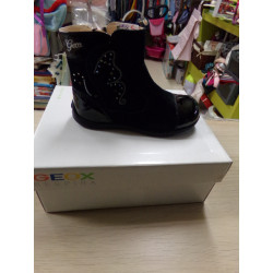 Botas Geox piel /charol T24