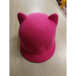 Gorro fucsia talla 4-6 años. Segunda mano
