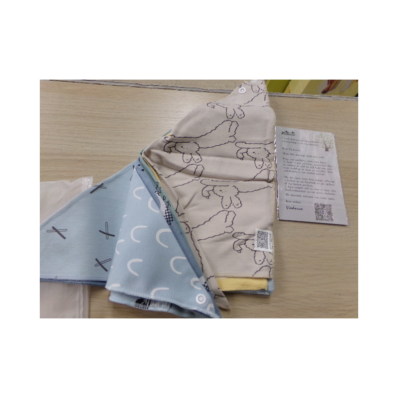 8 Baberos. a estrenar