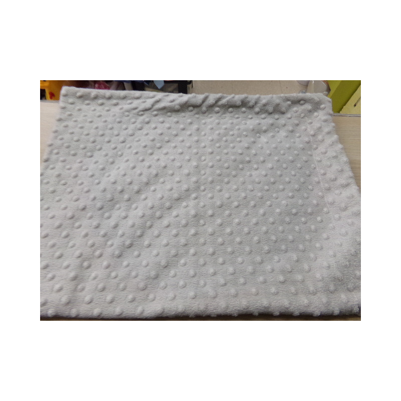 Mantita muy suave en gris. Segunda mano