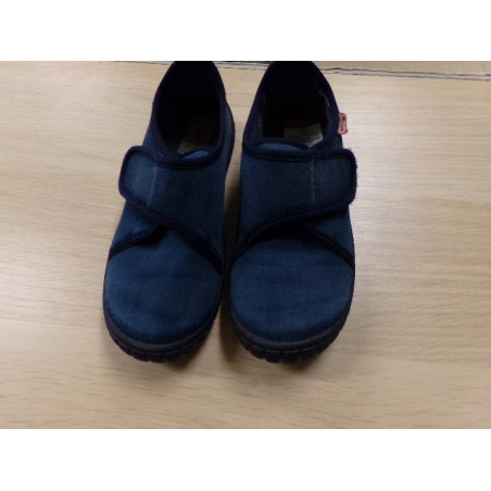 Tenis de loneta N 27. Segunda mano