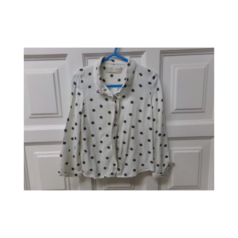 Blusa topitos Zara talla 3-4 años. Segunda mano