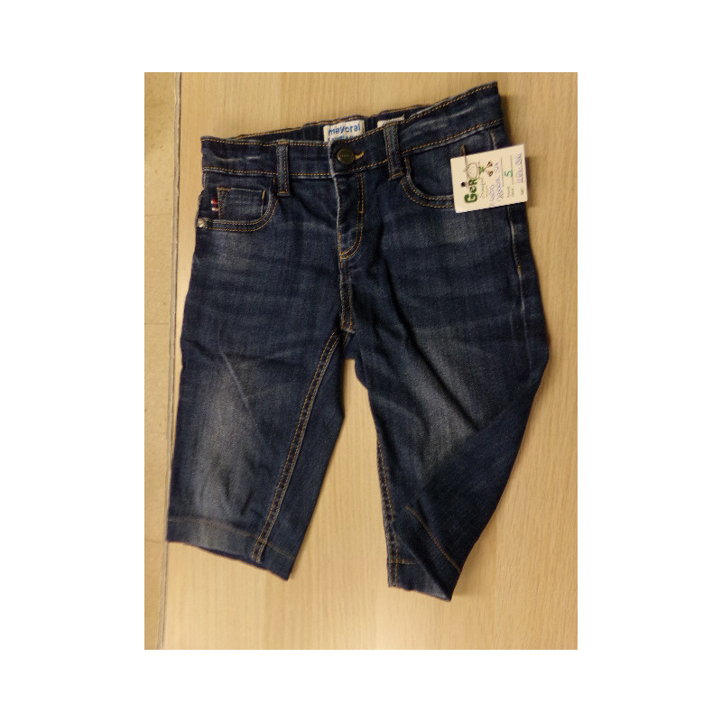 Pantalón corto Mayoral talla 5 años. Segunda mano