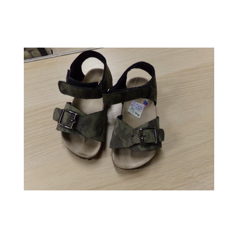 Sandalias vaqueras militares N 25. Segunda mano