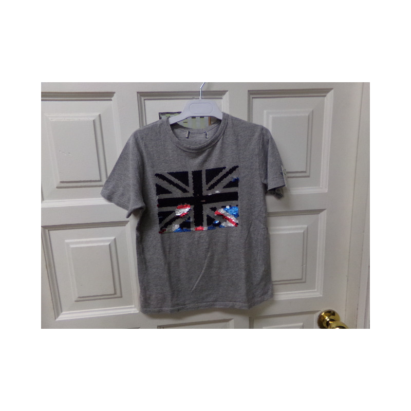 Camiseta talla 6 años. Segunda mano