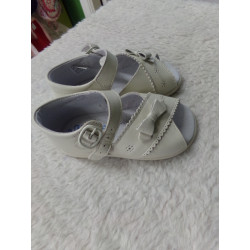 Sandalias N 22. Segunda mano